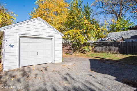 47 Laurel Ave, Schenectady, NY 12304 photo 34