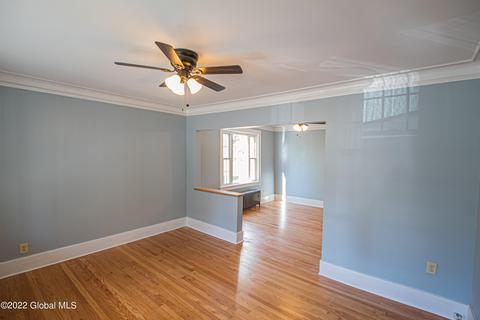 47 Laurel Ave, Schenectady, NY 12304 photo 5