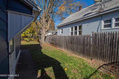 47 Laurel Ave, Schenectady, NY 12304 photo 32