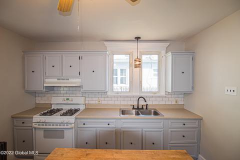47 Laurel Ave, Schenectady, NY 12304 photo 20