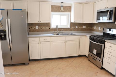 1630 6th Ave, Schenectady, NY 12303 photo 14