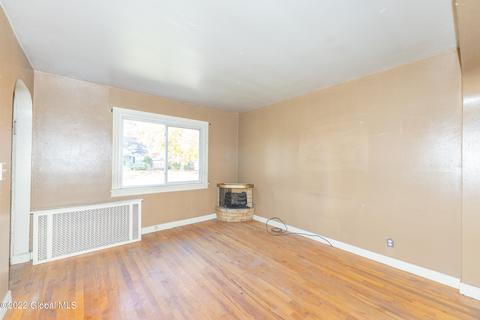 2804 Myrtle Ave, Schenectady, NY 12306 photo 8