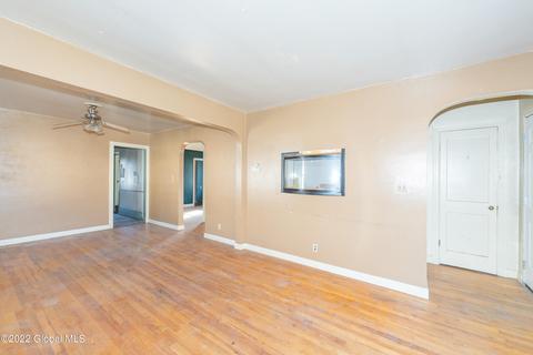 2804 Myrtle Ave, Schenectady, NY 12306 photo 6