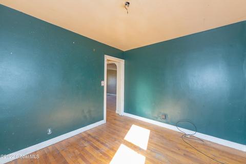 2804 Myrtle Ave, Schenectady, NY 12306 photo 22