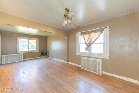2804 Myrtle Ave, Schenectady, NY 12306 photo 12