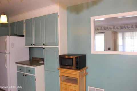 112 Pinehurst Pl, Schenectady, NY 12304 photo 13