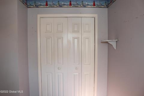 112 Pinehurst Pl, Schenectady, NY 12304 photo 7