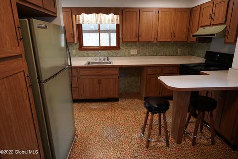 231 Maple St, Corinth, NY 12822 photo 7