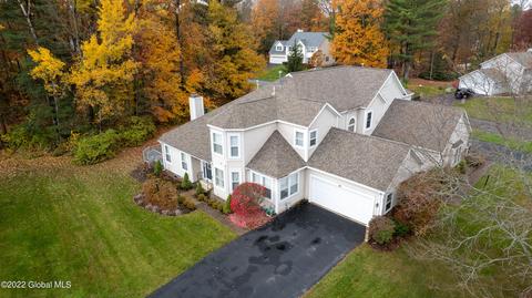 86 Killarney Dr, Schenectady, NY 12309 photo 1