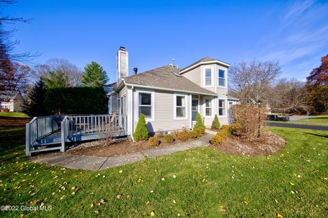 86 Killarney Dr, Schenectady, NY 12309 photo 31