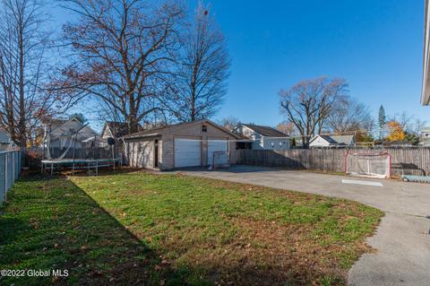 708 Draper Ave, Schenectady, NY 12306 photo 23