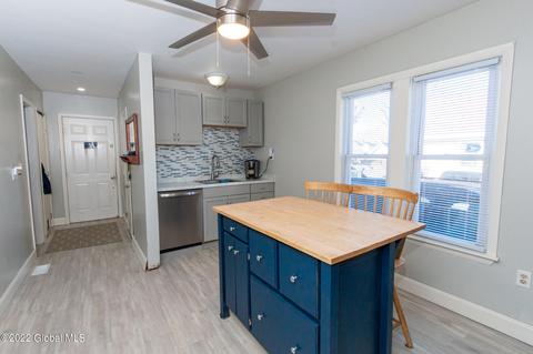 708 Draper Ave, Schenectady, NY 12306 photo 10