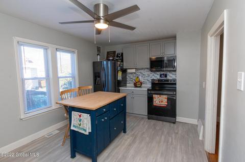 708 Draper Ave, Schenectady, NY 12306 photo 9