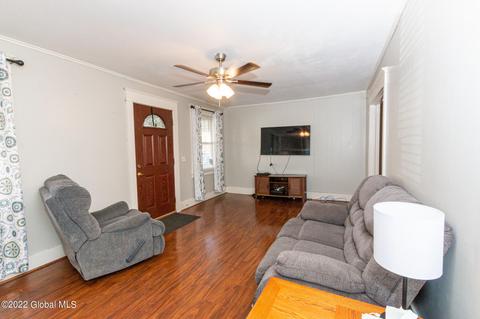 708 Draper Ave, Schenectady, NY 12306 photo 4