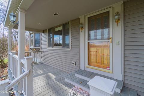 360 Pangburn Rd, Schenectady, NY 12306 photo 9