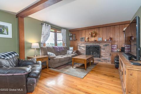 360 Pangburn Rd, Schenectady, NY 12306 photo 13