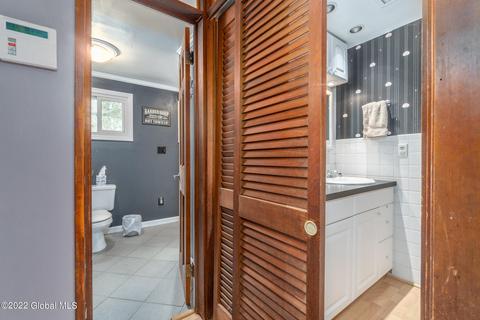 360 Pangburn Rd, Schenectady, NY 12306 photo 33