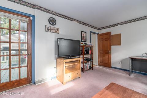 360 Pangburn Rd, Schenectady, NY 12306 photo 32