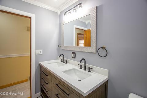 128 E Palmer Ave, Schenectady, NY 12303 photo 22