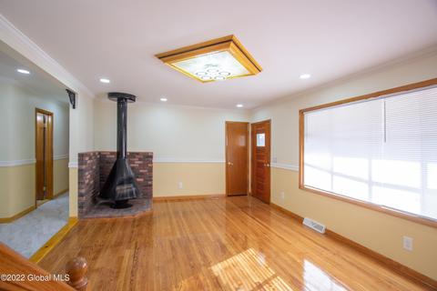 128 E Palmer Ave, Schenectady, NY 12303 photo 7