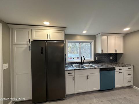1 Sheldon St, Schenectady, NY 12308 photo 4