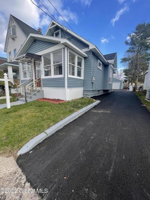 229 Cherry St, Schenectady, NY 12306 photo 2