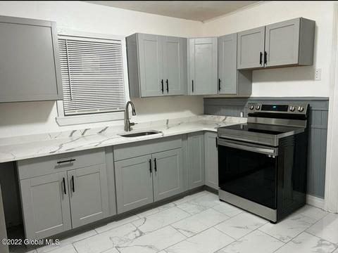221 E Steele St, Herkimer, NY 13350 photo 11