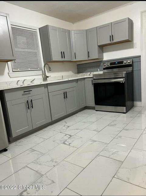 221 E Steele St, Herkimer, NY 13350 photo 10