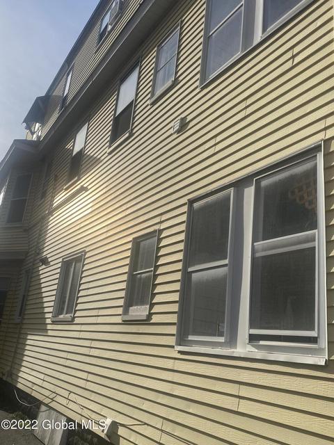 1087 Forest Rd, Schenectady, NY 12303 photo 3