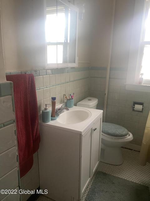 1087 Forest Rd, Schenectady, NY 12303 photo 31