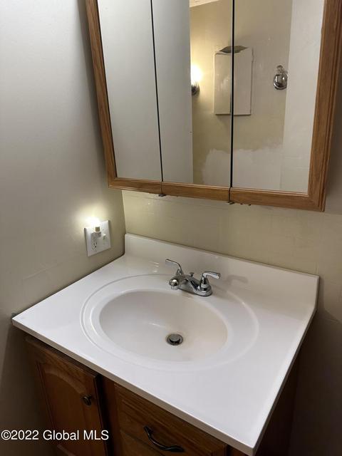 1087 Forest Rd, Schenectady, NY 12303 photo 42