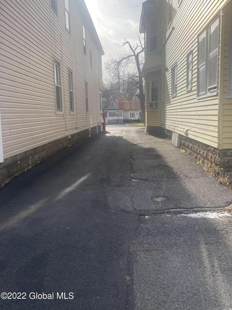 1087 Forest Rd, Schenectady, NY 12303 photo 4