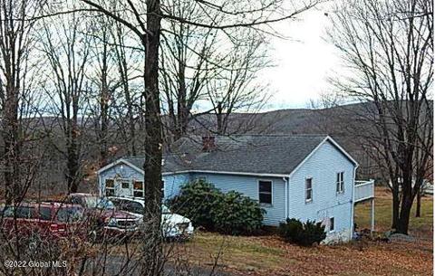 132 Higgins Rd, Granville, NY 12832