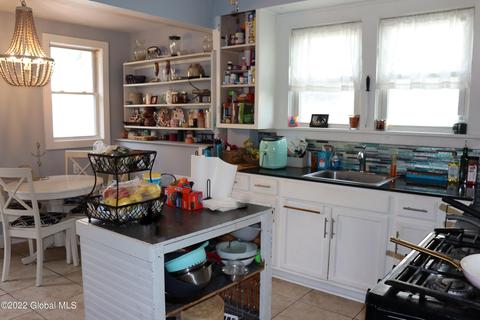 1159 Sumner Ave, Schenectady, NY 12309 photo 15