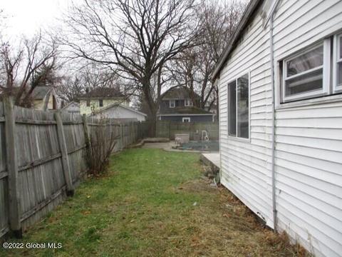 1168 Mcclellan St, Schenectady, NY 12309 photo 29