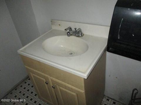 1168 Mcclellan St, Schenectady, NY 12309 photo 41
