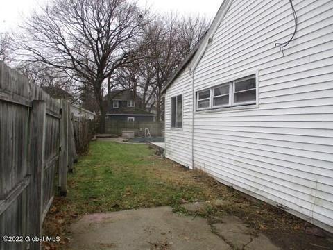 1168 Mcclellan St, Schenectady, NY 12309 photo 26