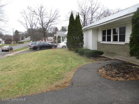 1168 Mcclellan St, Schenectady, NY 12309 photo 23