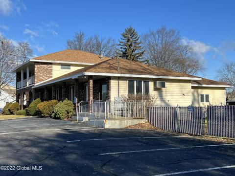 1820 Stuart St, Schenectady, NY 12303 photo 3