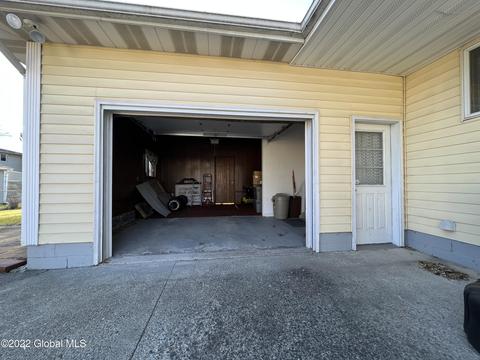 1820 Stuart St, Schenectady, NY 12303 photo 9