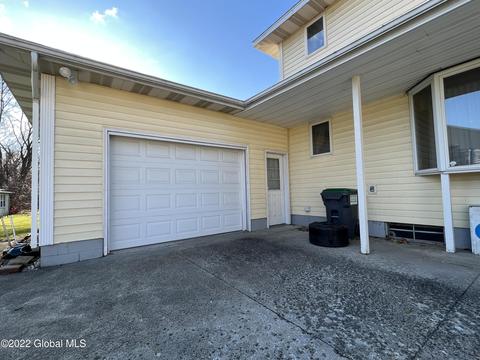 1820 Stuart St, Schenectady, NY 12303 photo 8