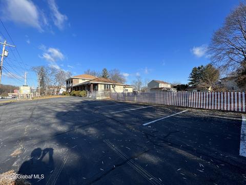 1820 Stuart St, Schenectady, NY 12303 photo 4