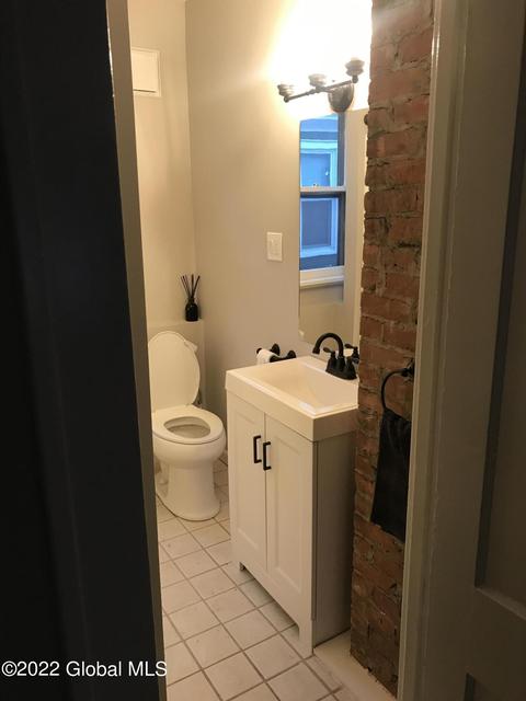 802 Hampton Ave, Schenectady, NY 12309 photo 7