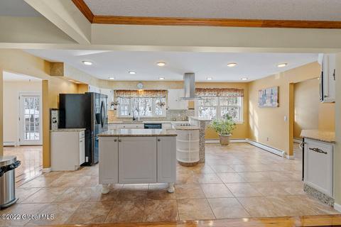 2189 Hoffman Ln, Schenectady, NY 12306 photo 14