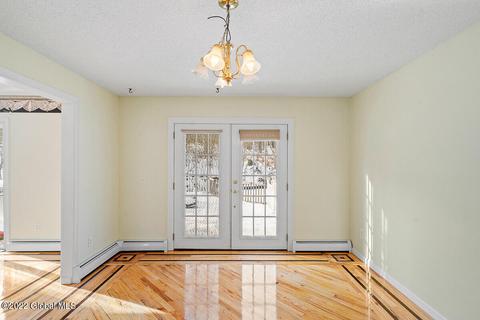 2189 Hoffman Ln, Schenectady, NY 12306 photo 9