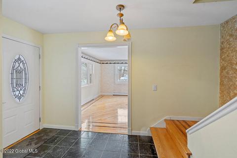 2189 Hoffman Ln, Schenectady, NY 12306 photo 4