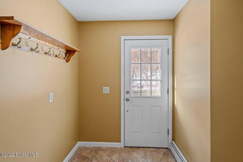2189 Hoffman Ln, Schenectady, NY 12306 photo 16