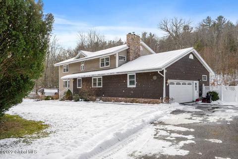 2189 Hoffman Ln, Schenectady, NY 12306 photo 1
