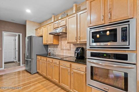 89 Sheldon Dr, Mechanicville, NY 12118 photo 17