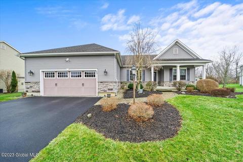 89 Sheldon Dr, Mechanicville, NY 12118 photo 1